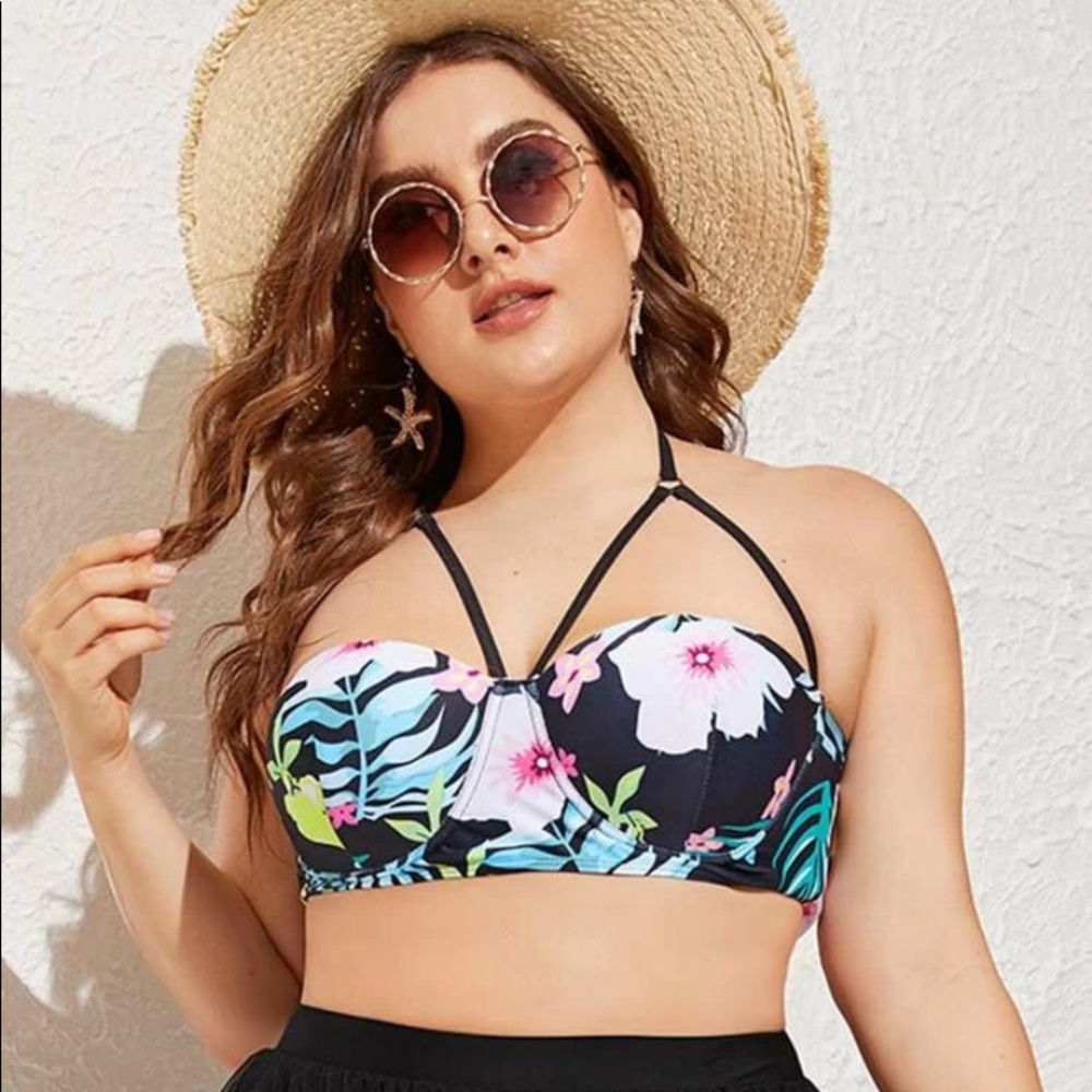 Plus bikini top only new in bag!